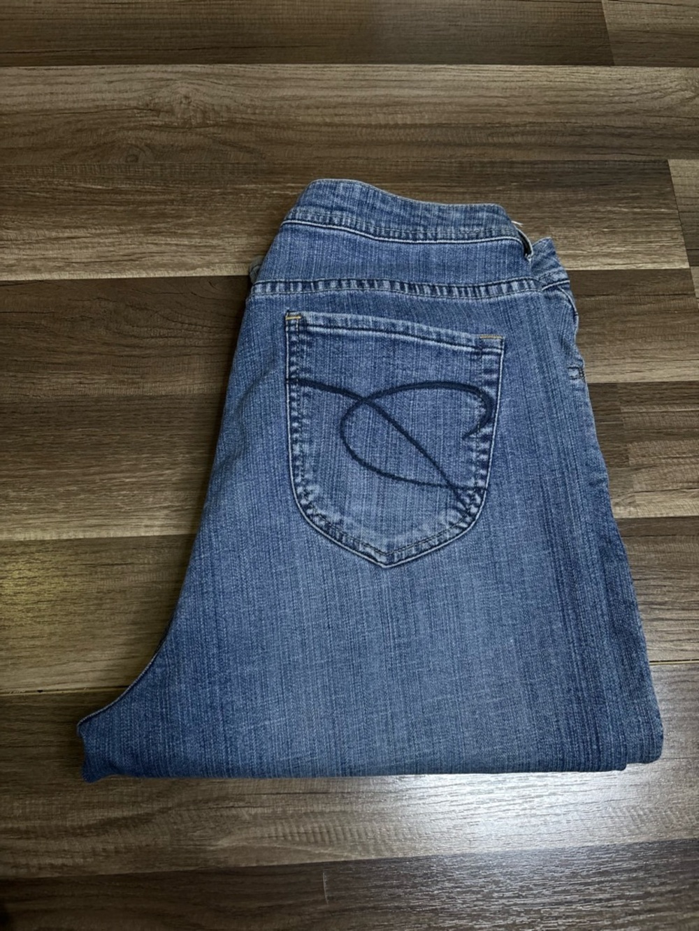 Chico's Blue Straight Stretch Denim Jeans Women's Regular Size 2 Button Logo